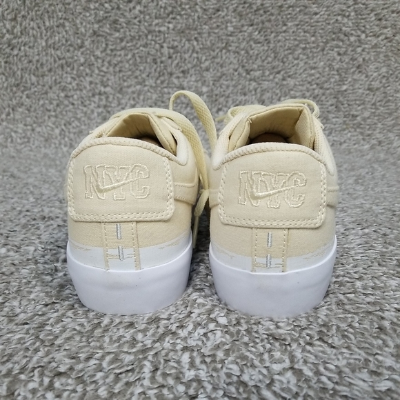 Nike Procell Blazer Low Canvas Yellow NYC Edition Shoe Size 6 Men CJ0692-100 - Picture 4 of 9
